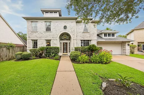 5410 Drakeview Ct, Sugar Land, TX 77479