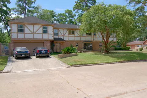 14722 Falling Creek Dr, Houston, TX 77068