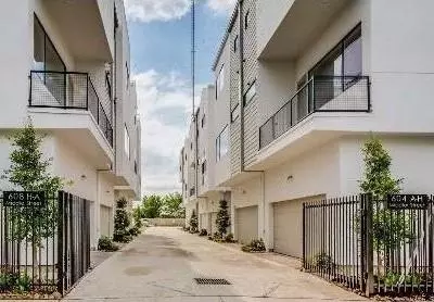 2826 Decker Pl, Houston, TX 77003