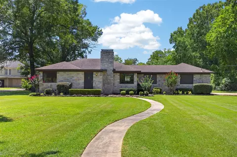139 S Grace St, Crockett, TX 75835