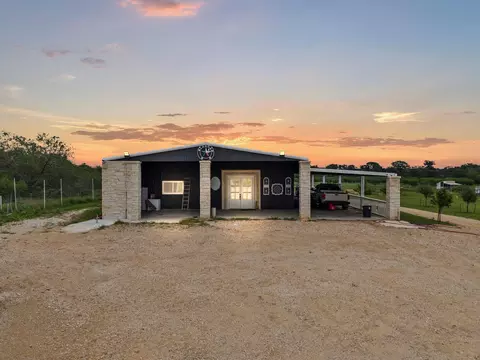 1950 County Road 430, Waelder, TX 78959