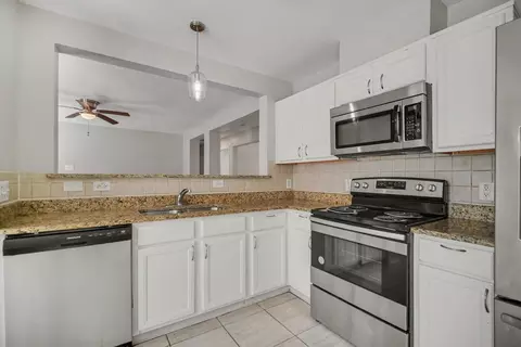 Kitchen - 4406 Twisting Pine Ct, Spring, TX 77373 photo 2 of 2