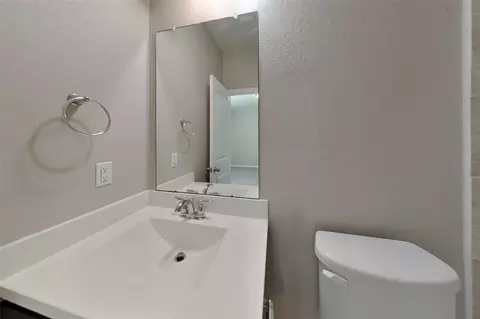 Bath - 29546 Westhope Dr, Spring, TX 77386 photo 3 of 8