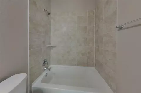 Bath - 29546 Westhope Dr, Spring, TX 77386 photo 4 of 8