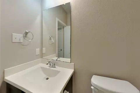 Bath - 29546 Westhope Dr, Spring, TX 77386 photo 5 of 8