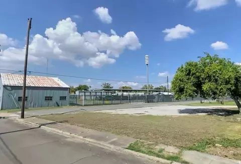 0 W Nazro St, Baytown, TX 77520
