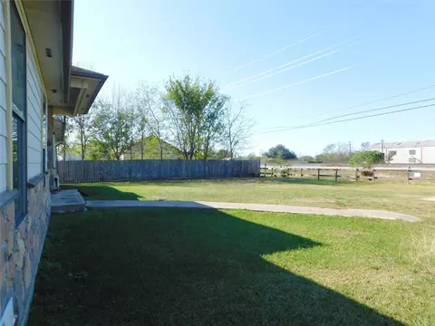 Exterior - 13203 Highway 59, Kendleton, TX 77451 photo 13 of 15
