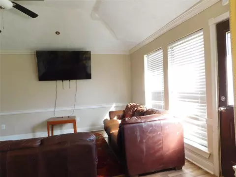 Living - 13203 Highway 59, Kendleton, TX 77451 photo 2 of 3