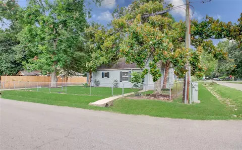 3202 Melbourne St, Houston, TX 77026