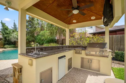 Kitchen - 1438 Hatchmere Pl, Spring, TX 77379 photo 1 of 1