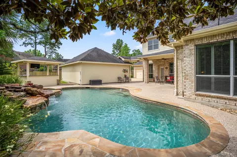 Exterior - 1438 Hatchmere Pl, Spring, TX 77379 photo 5 of 10