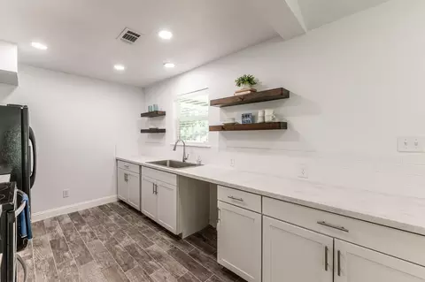 Kitchen - 161 Lakeway Cir, Trinity, TX 75862 photo 2 of 3