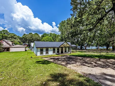 Exterior - 161 Lakeway Cir, Trinity, TX 75862 photo 8 of 8