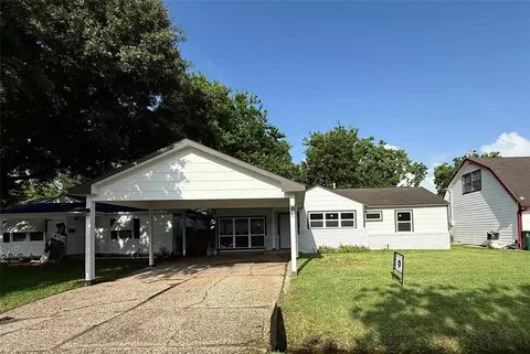 10205 Sierra Dr, Houston, TX 77051