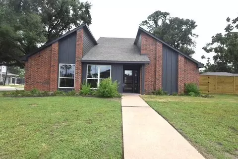 4301 Charleston St, Houston, TX 77021