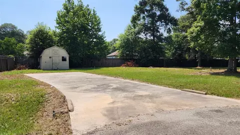 134 Aquarius Rd, Conroe, TX 77306 photo 1