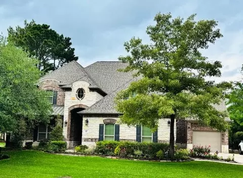 87 S Veilwood Cir, The Woodlands, TX 77382