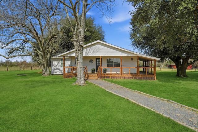 611 Reidland Rd, Crosby, TX 77532