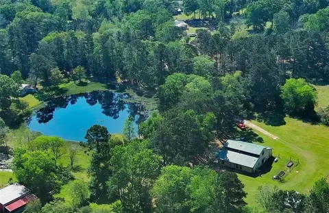 20476 Sullivan Rd, New Caney, TX 77357