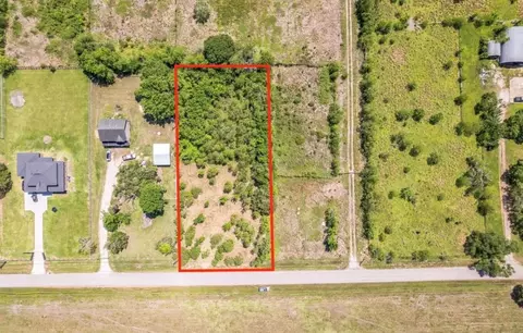 3534 County Road 155, Alvin, TX 77511