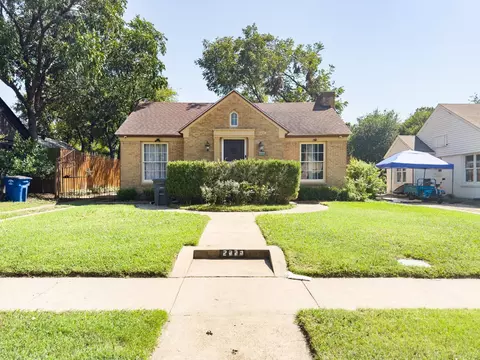 2222 Carnes St, Dallas, TX 75208