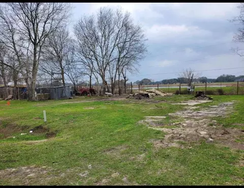 0 Cr Anchor 44 Rd, Angleton, TX 77515 photo 5