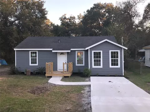5238 Carmen St, Houston, TX 77033