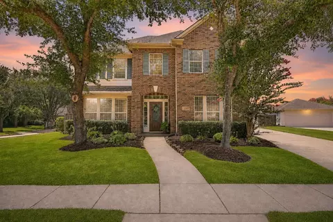 3203 Autumn Bay Ct, Friendswood, TX 77546