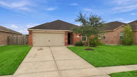 9723 Montana Sapphire Ln, Iowa Colony, TX 77583