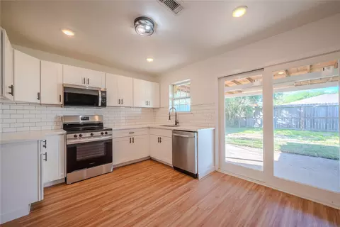 7622 Westbank Ave, Houston, TX 77064