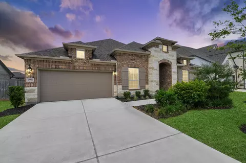 4916 Autumn Hills Trl, Pearland, TX 77584