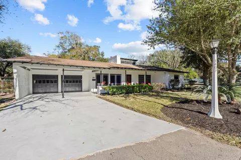 1407 Lamar Dr, La Marque, TX 77568