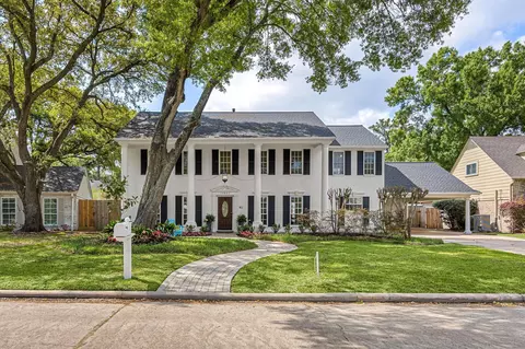 14807 River Forest Dr, Houston, TX 77079