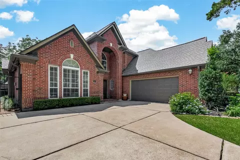 1311 Wickshire Ln, Houston, TX 77043