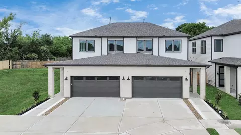 4338 Avron Dr #A, Stafford, TX 77477