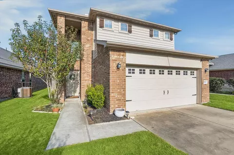 5127 Misty Ln, Bacliff, TX 77518