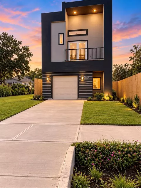 7916 Attwater St, Houston, TX 77028