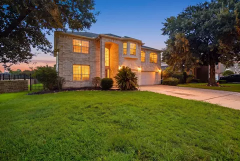 11122 W Cyrus Dr, Houston, TX 77064