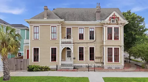 1701 Ball, Galveston, TX 77550