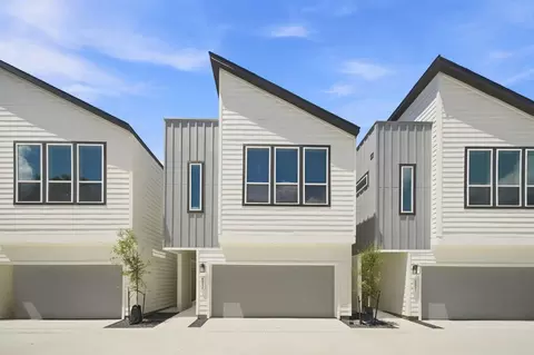 6051 Cebra St, Houston, TX 77091