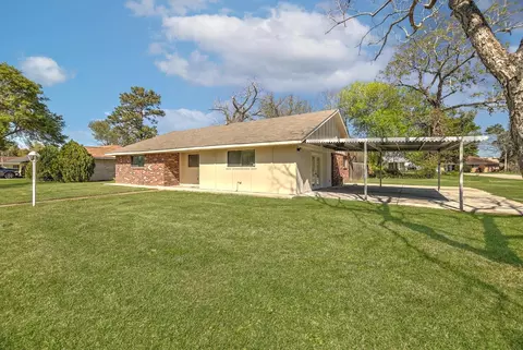 501 Ladd St, Dayton, TX 77535