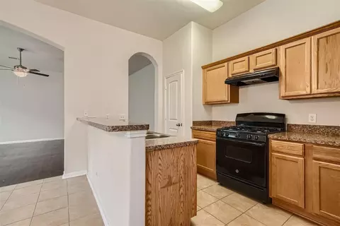 Kitchen - 2000 Briar Grove Dr, Conroe, TX 77301 photo 2 of 2