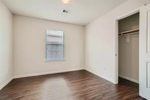 Bedroom - 2000 Briar Grove Dr, Conroe, TX 77301 photo 4 of 7