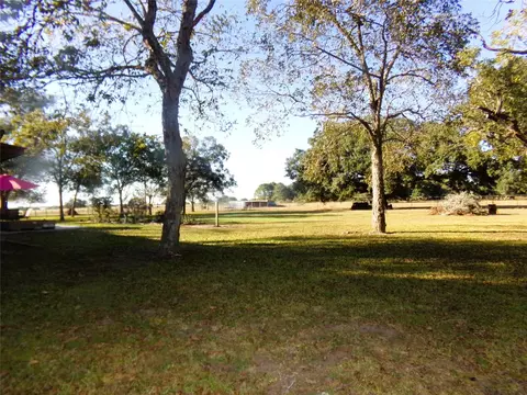Exterior - 1017 County Road 285, Weimar, TX 78962 photo 3 of 8