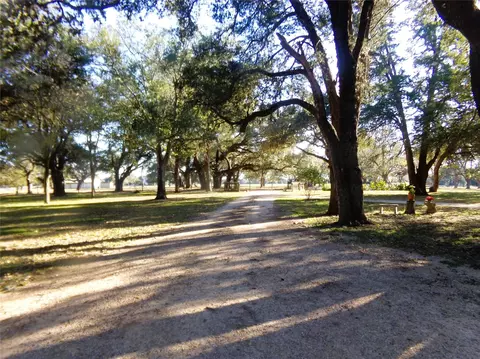 Exterior - 1017 County Road 285, Weimar, TX 78962 photo 7 of 8