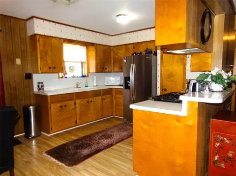 Kitchen - 1017 County Road 285, Weimar, TX 78962 photo 1 of 1