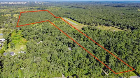 1660 County Road 3011, Dayton, TX 77535