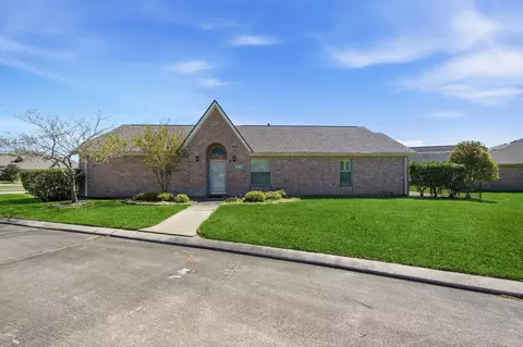 Exterior - 11353 Windlass Ln, Willis, TX 77318 photo 1 of 4