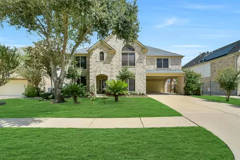 8326 Brighton Lake Ln, Houston, TX 77095