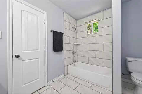 Bath - 11853 Doty Dr, Conroe, TX 77303 photo 4 of 4